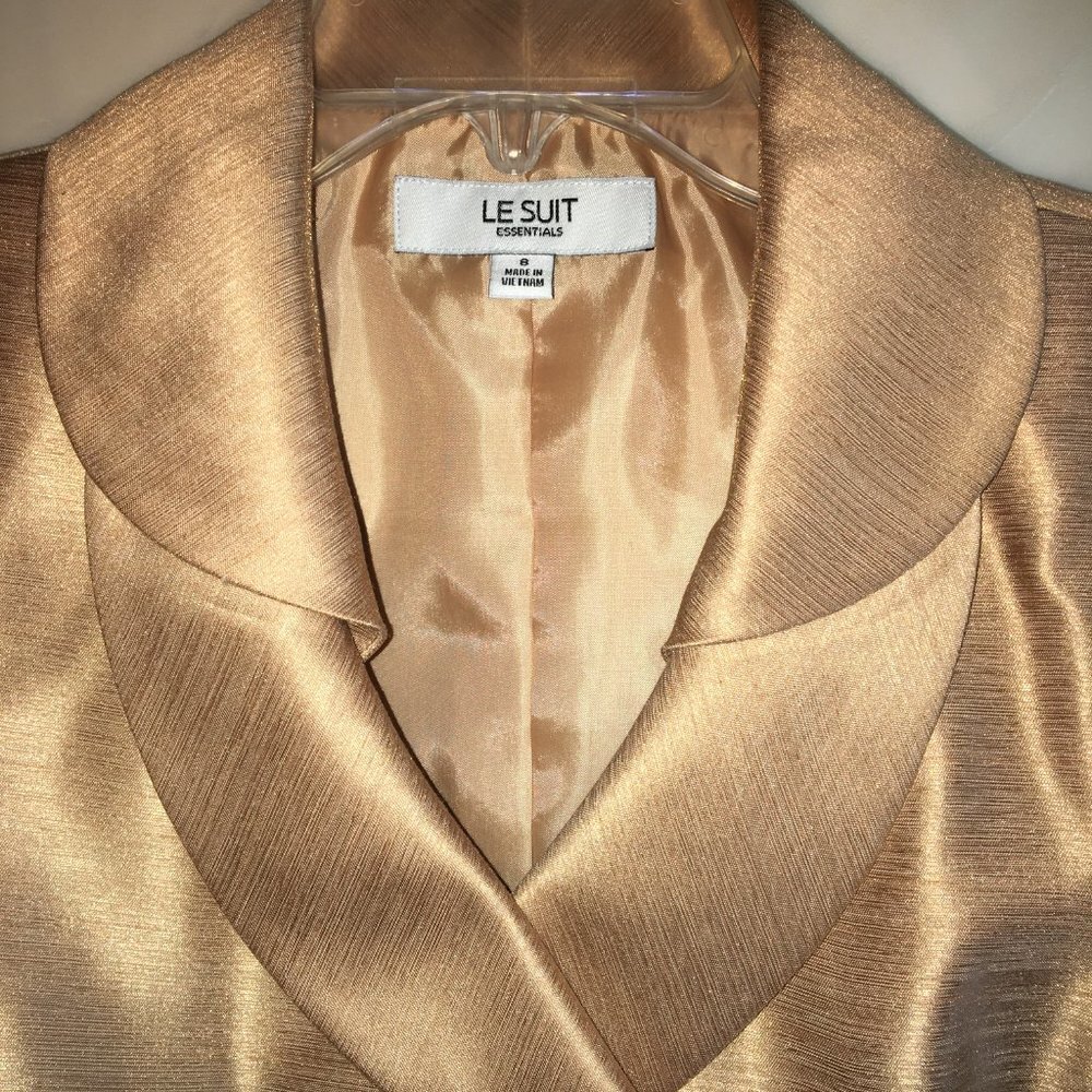 NWT Le Suit Essentials 2 PC Gold Skirt & Jacket Size 8 - Picture 2 of 16